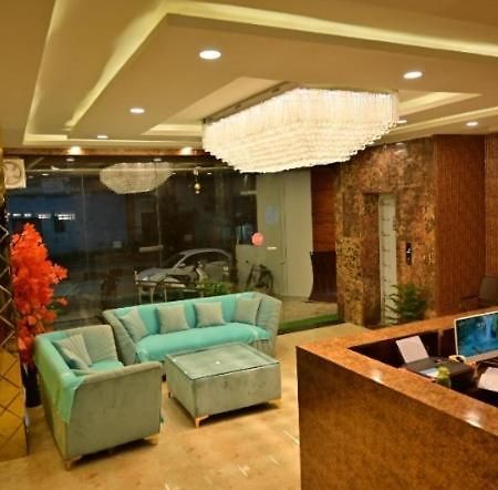Hotel Raghuveer Inn By Bookingcare Sitapur Muafi Екстер'єр фото