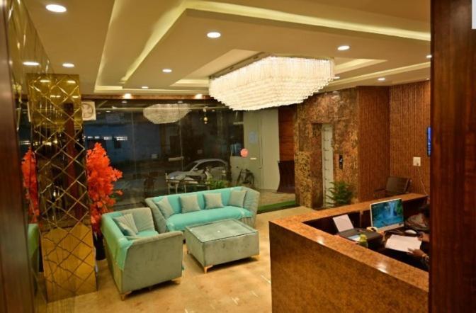 Hotel Raghuveer Inn By Bookingcare Sitapur Muafi Екстер'єр фото